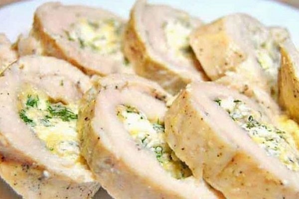 Куриный рулет с сыром фото Куриный рулет с сыром фото