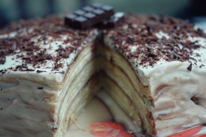 Блинный торт со сметанным кремом фото Блинный торт со сметанным кремом фото