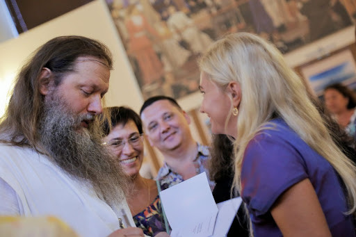 Протоиерей артемий владимиров фото Протоиерей артемий владимиров фото